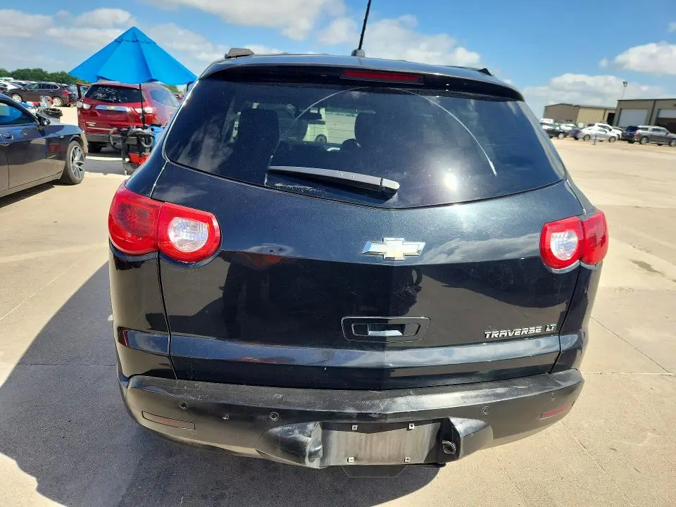 2012 CHEVROLET TRAVERSE LT  