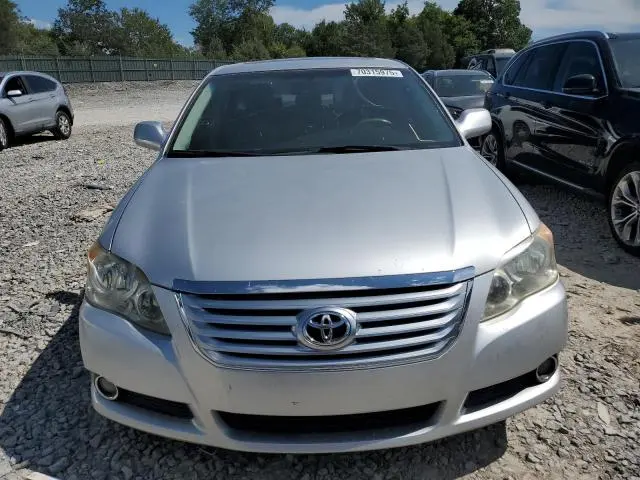 2010 TOYOTA AVALON XL  