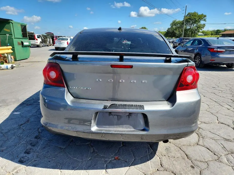 2012 DODGE AVENGER SE  