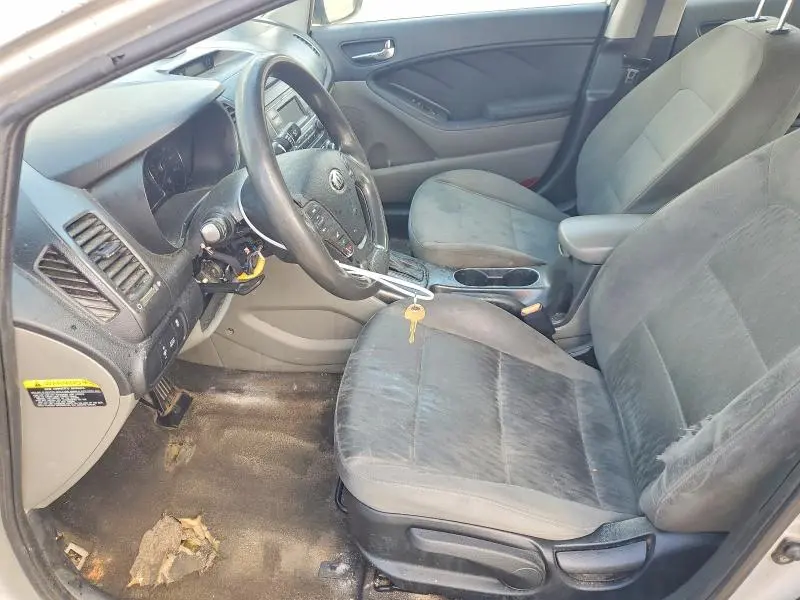 2015 KIA FORTE LX  