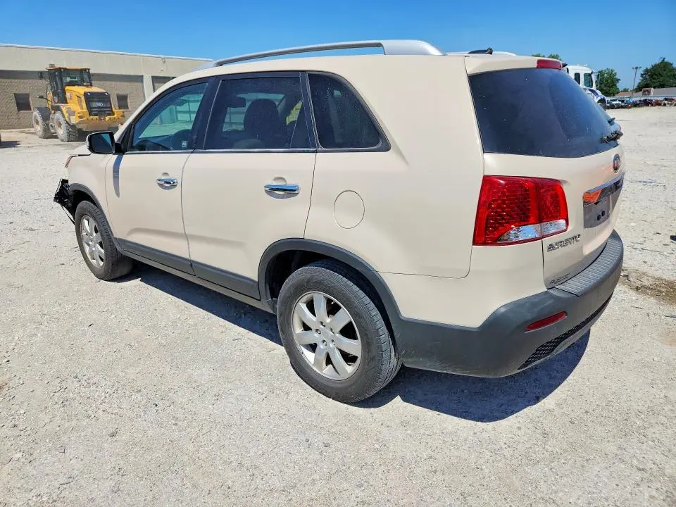 2011 KIA SORENTO LX  