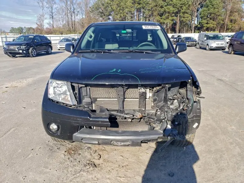 2020 NISSAN FRONTIER S  
