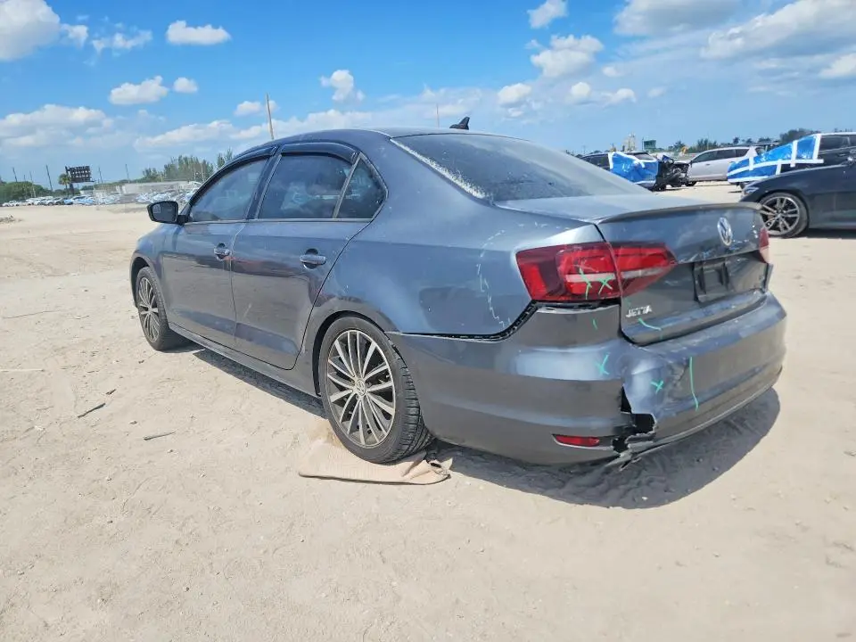2016 VOLKSWAGEN JETTA SPORT  