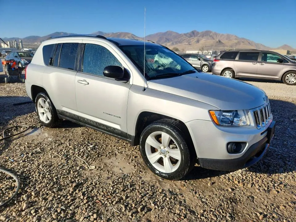 2011 JEEP COMPASS SPORT  