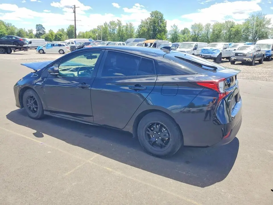 2022 TOYOTA PRIUS LE  