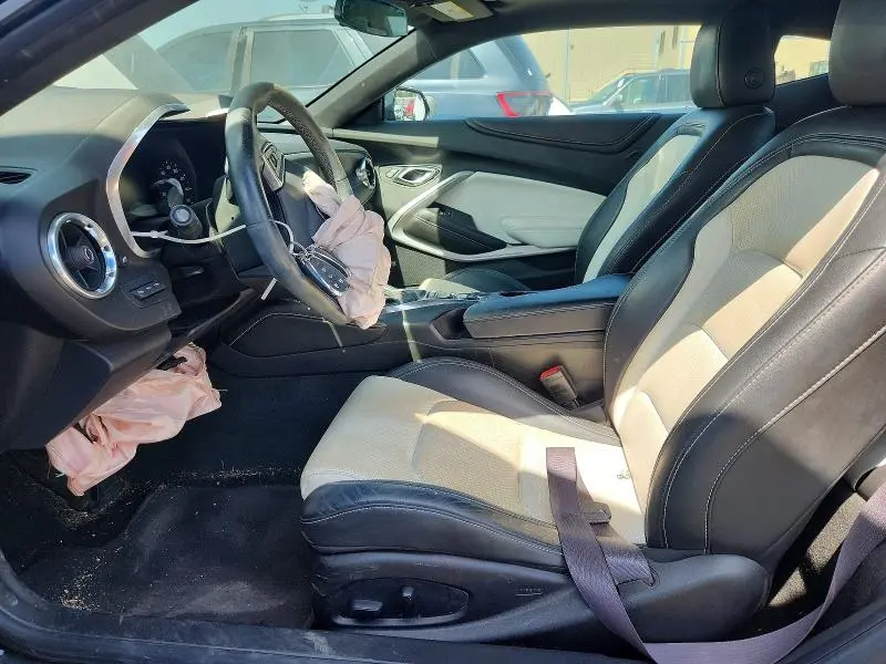 2017 CHEVROLET CAMARO LT  