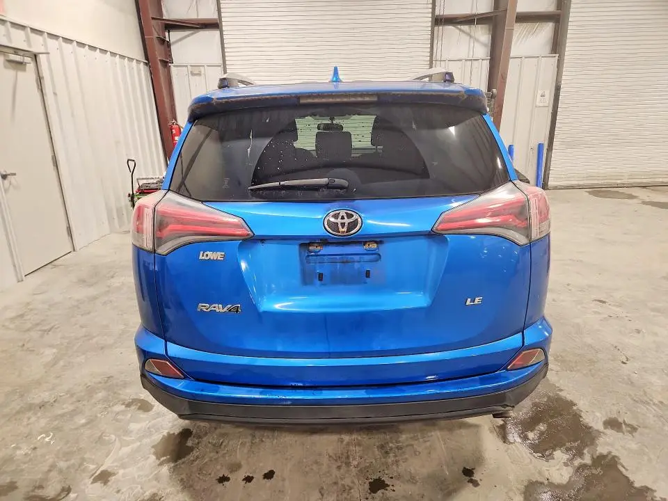 2016 TOYOTA RAV4 LE  