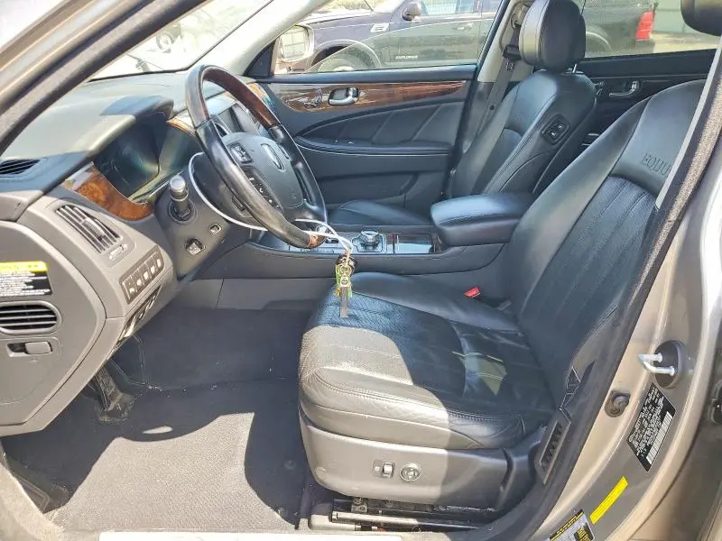 2011 HYUNDAI EQUUS SIGNATURE  