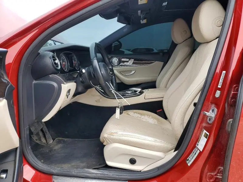 2019 MERCEDES-BENZ E 300  