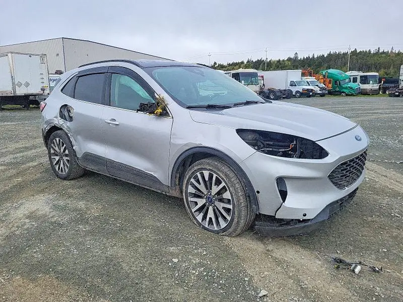 2020 FORD ESCAPE TITANIUM  