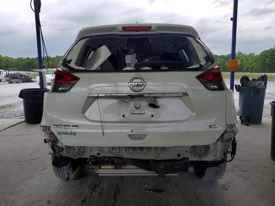2020 NISSAN ROGUE SL  