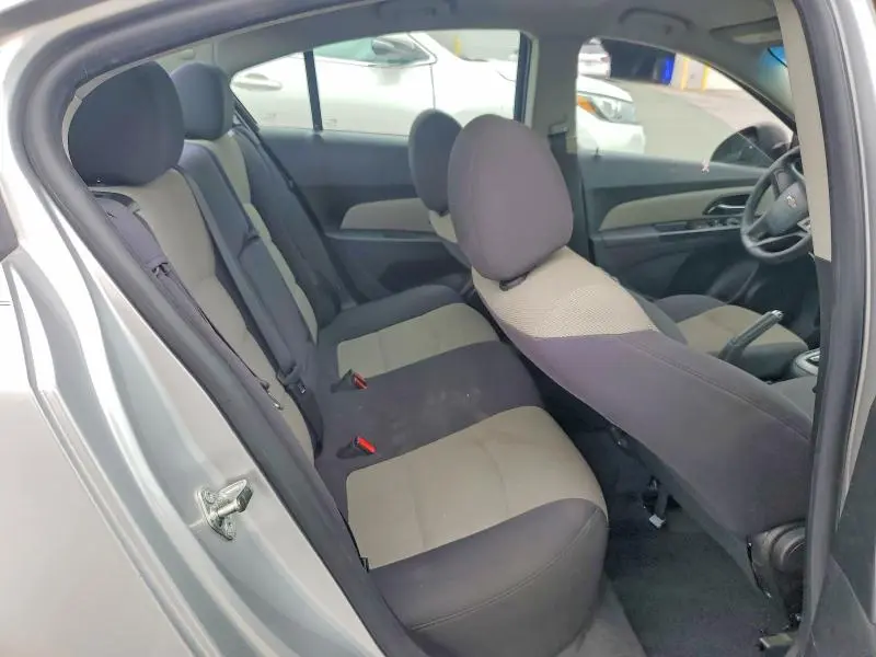 2014 CHEVROLET CRUZE LS  