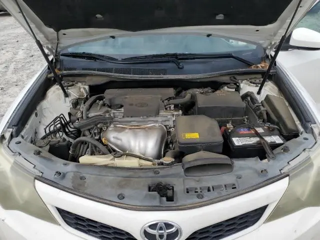 2013 TOYOTA CAMRY L