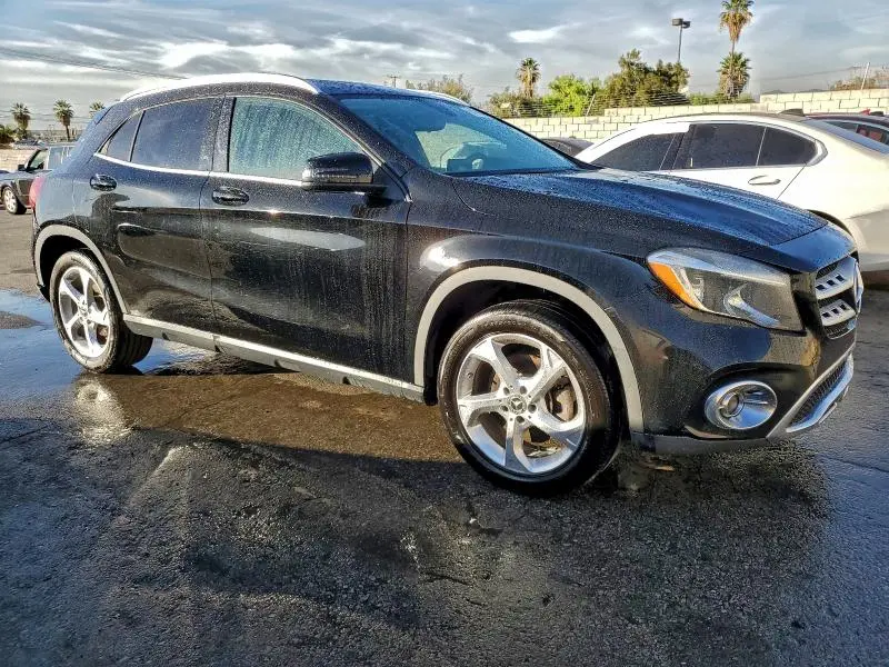 2018 MERCEDES-BENZ GLA 250  