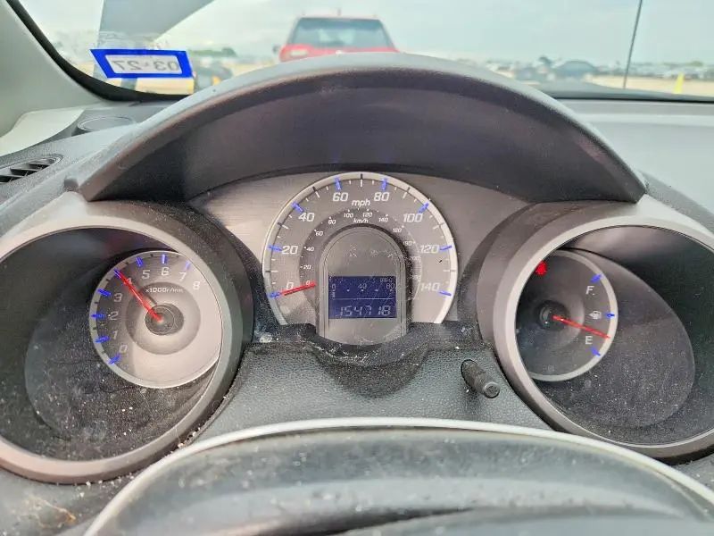 2011 HONDA FIT   