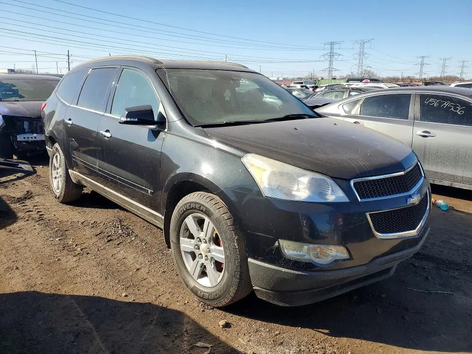 2010 CHEVROLET TRAVERSE LT  