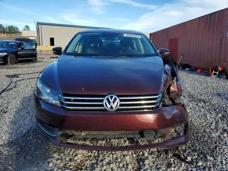 2013 VOLKSWAGEN PASSAT SE  