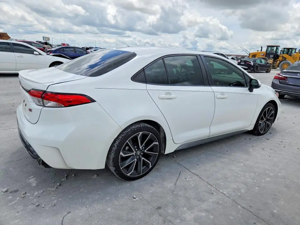 2020 TOYOTA COROLLA SE  