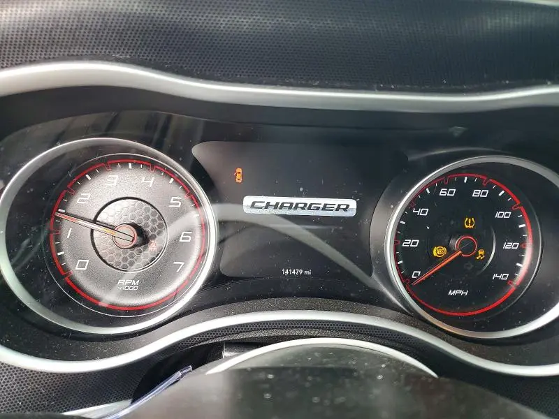 2017 DODGE CHARGER SXT  