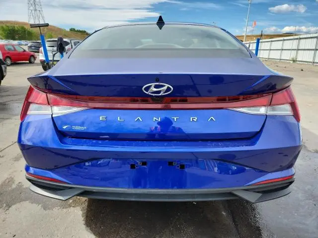 2022 HYUNDAI ELANTRA SEL  