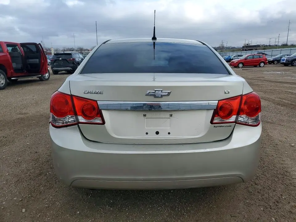 2013 CHEVROLET CRUZE LT  