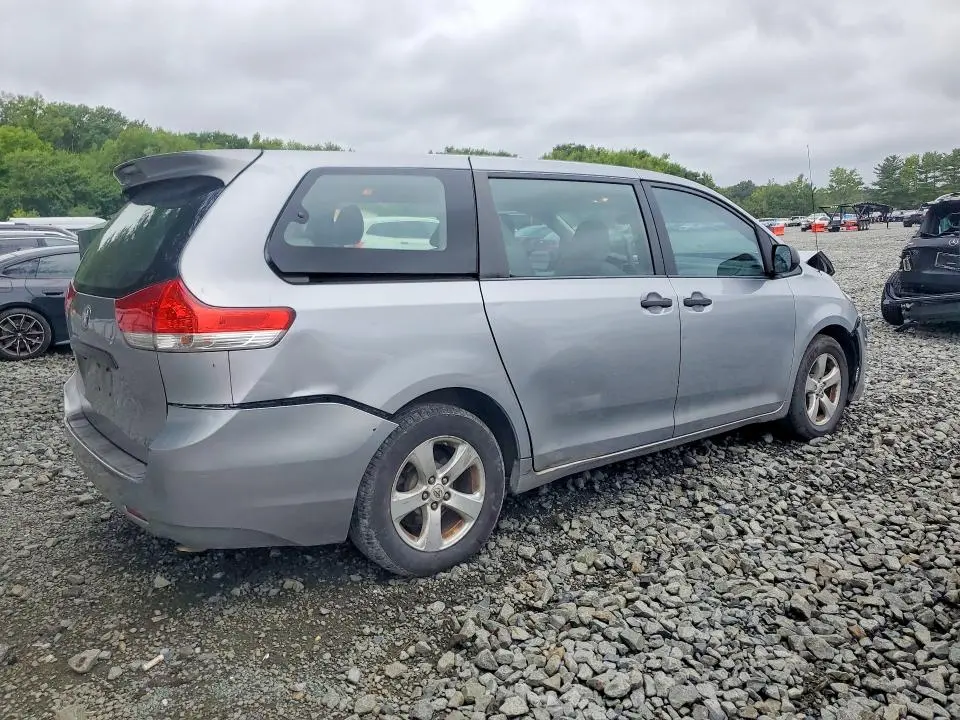 2012 TOYOTA SIENNA BASE 7-PASSENGER  