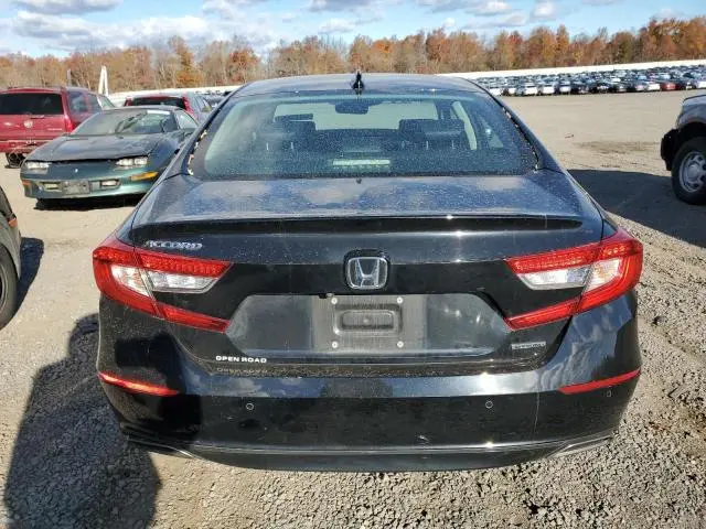 2018 HONDA ACCORD TOURING  