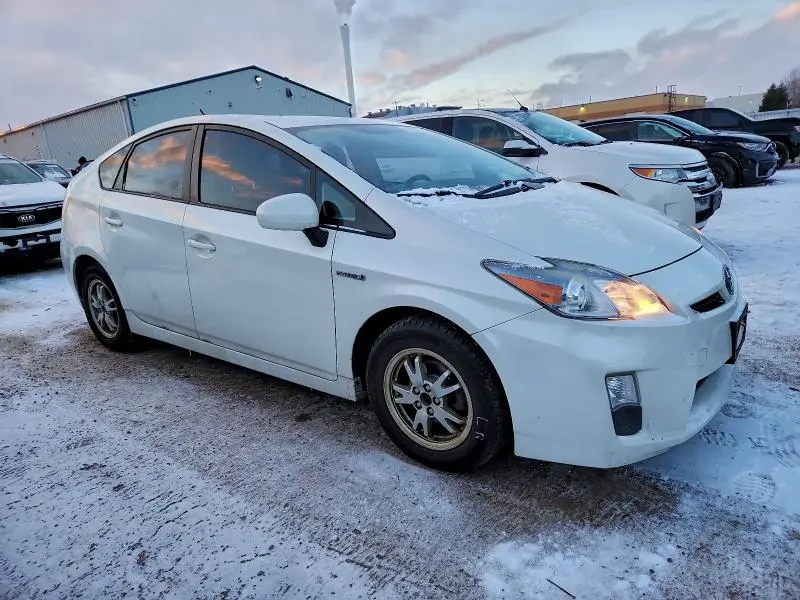 2011 TOYOTA PRIUS   