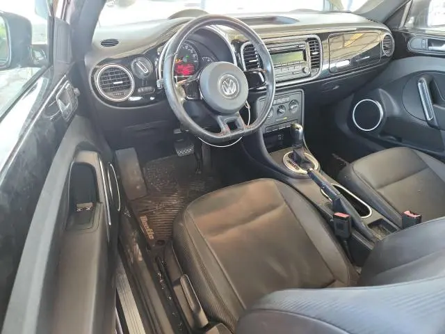 2012 VOLKSWAGEN BEETLE   