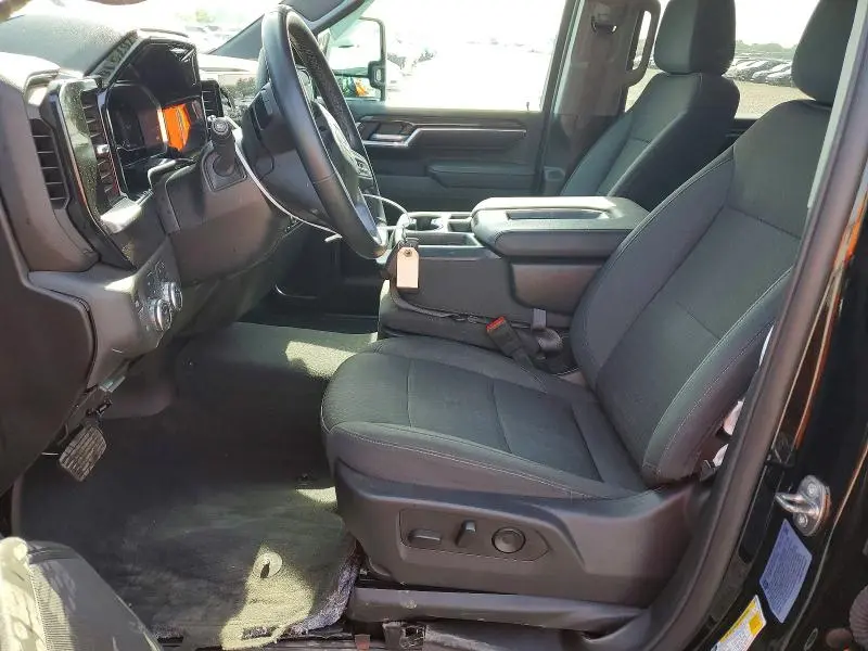 2024 GMC SIERRA K2500 SLE  