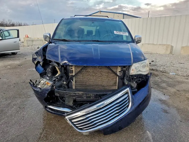 2012 CHRYSLER TOWN & COUNTRY LIMITED  