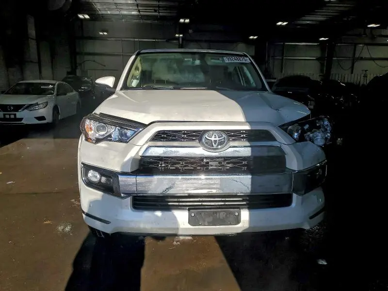 2019 TOYOTA 4RUNNER SR5/SR5 PREMIUM  