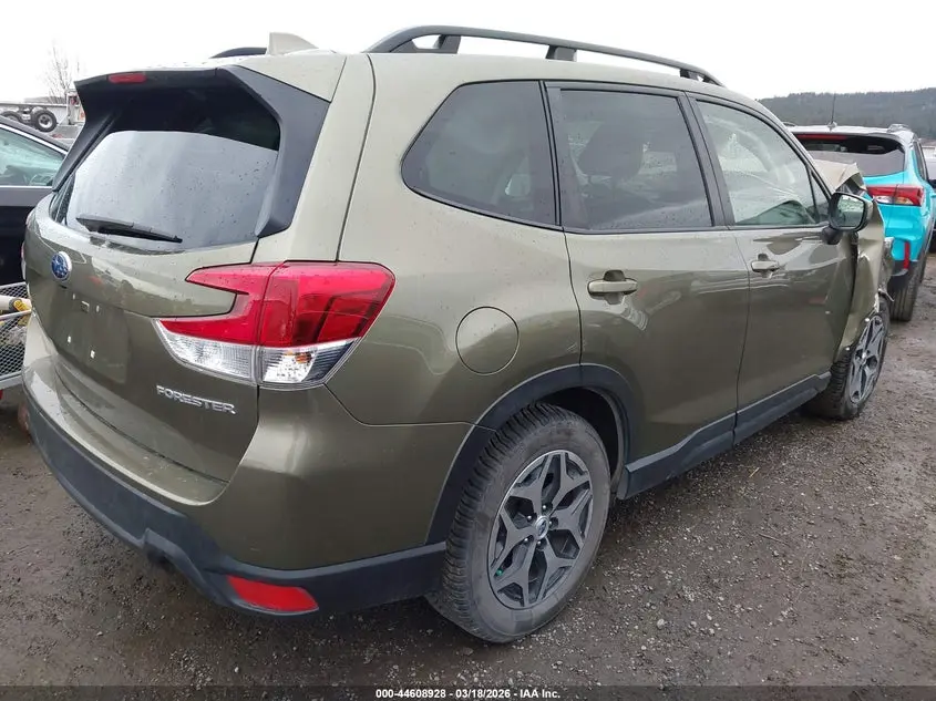 2022 SUBARU FORESTER PREMIUM