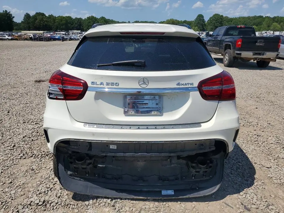 2018 MERCEDES-BENZ GLA 250 4MATIC  