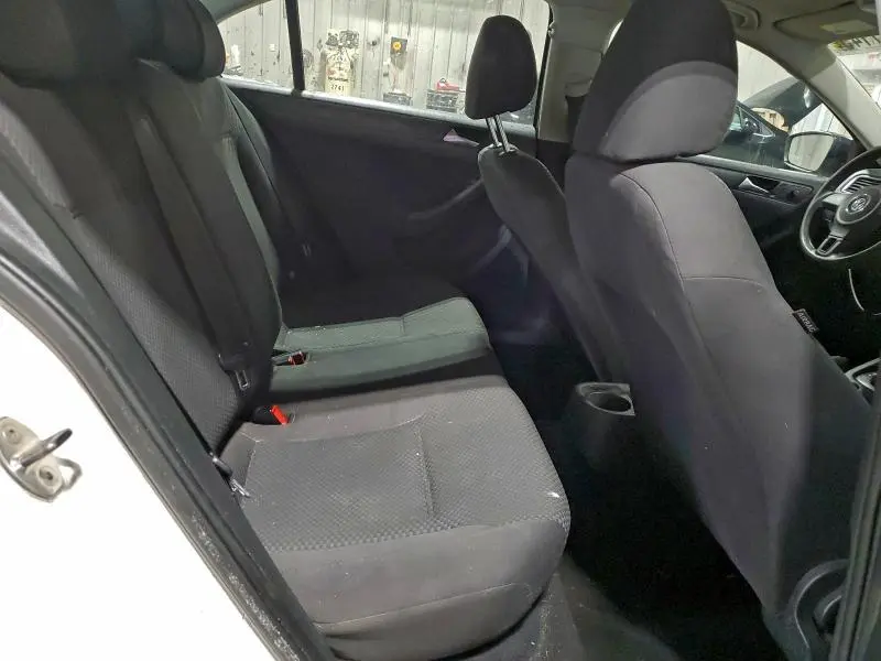 2012 VOLKSWAGEN JETTA BASE  