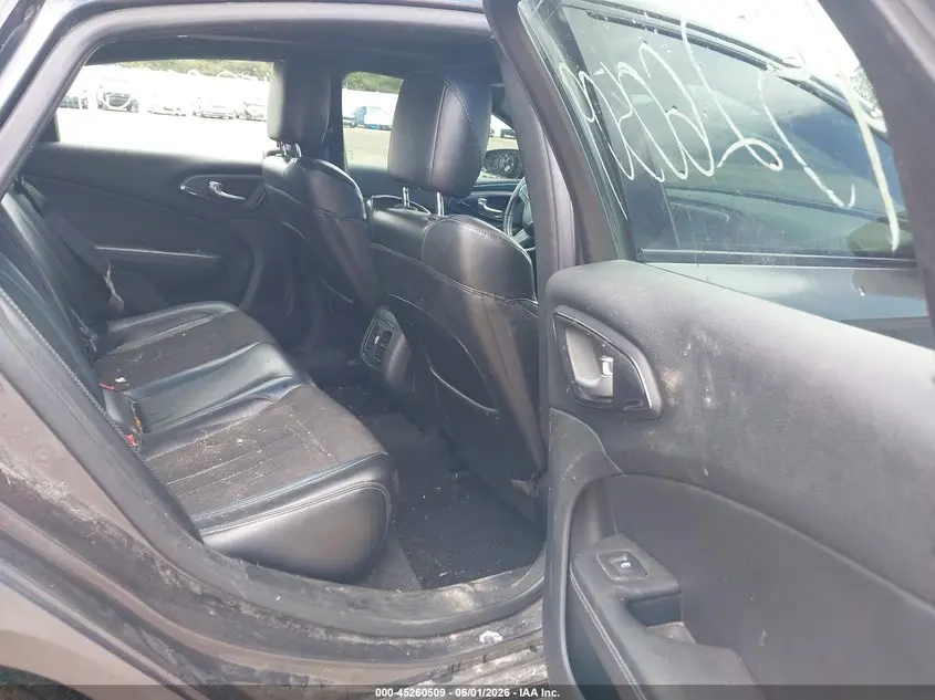 2015 CHRYSLER 200 S