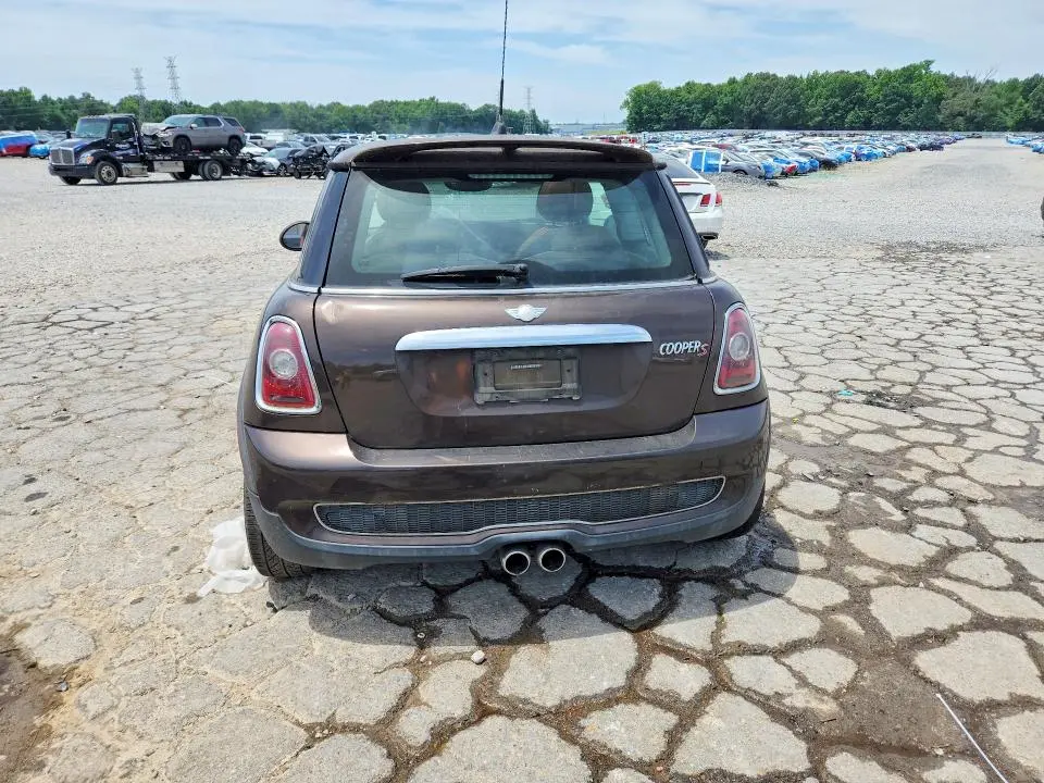 2010 MINI COOPER S  