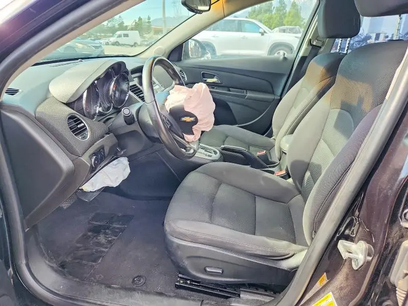 2012 CHEVROLET CRUZE LT  