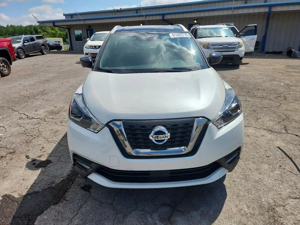 2020 NISSAN KICKS SR  
