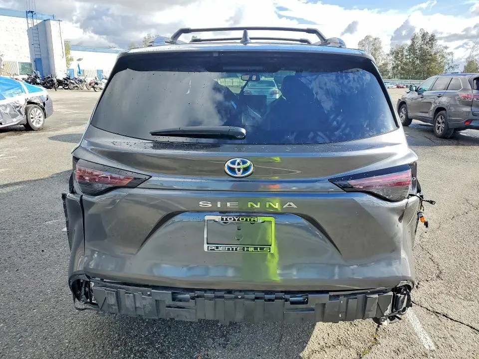 2025 TOYOTA SIENNA XLE 7-PASSENGER  
