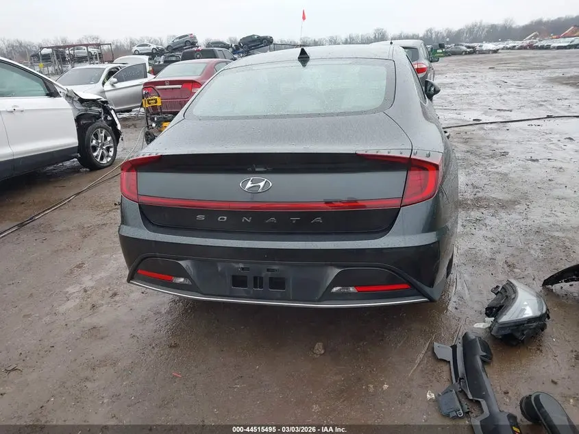 2021 HYUNDAI SONATA SE