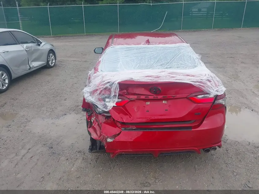 2022 TOYOTA CAMRY SE