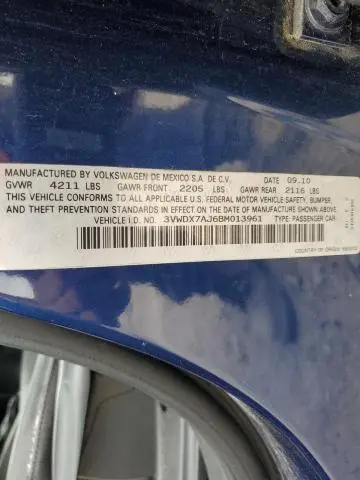 2011 VOLKSWAGEN JETTA SE  