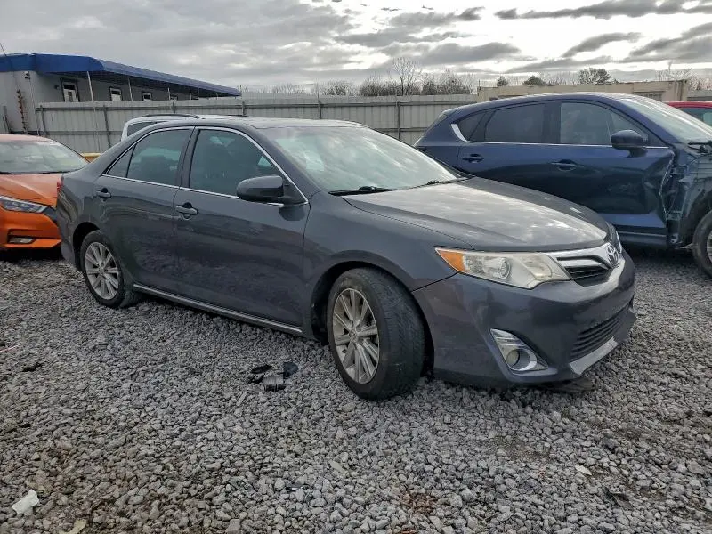 2012 TOYOTA CAMRY SE  