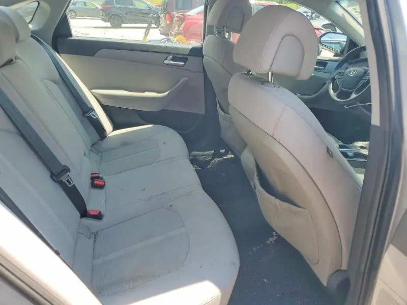 2017 HYUNDAI SONATA SE  