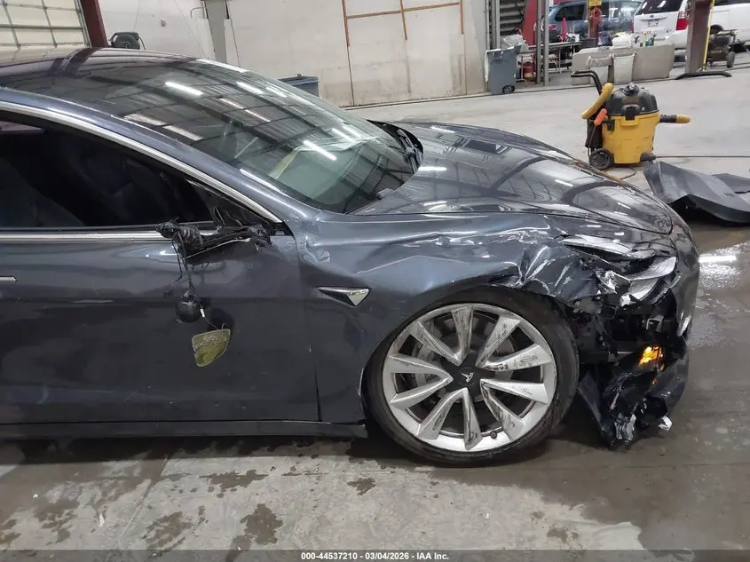 2018 TESLA MODEL 3 LONG RANGE/MID RANGE