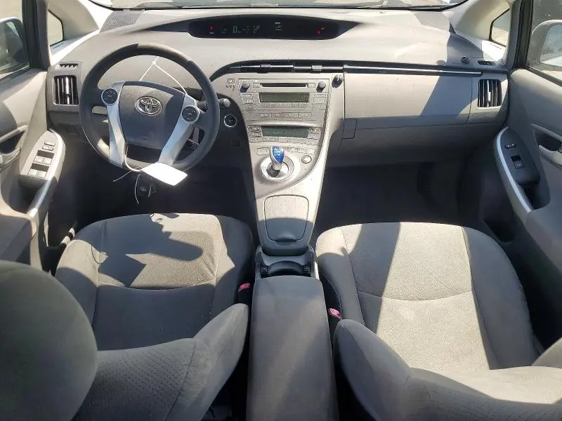 2010 TOYOTA PRIUS II  