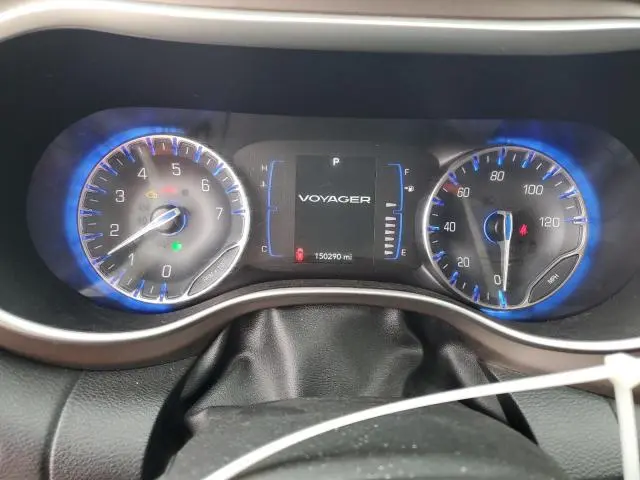 2020 CHRYSLER VOYAGER LXI  