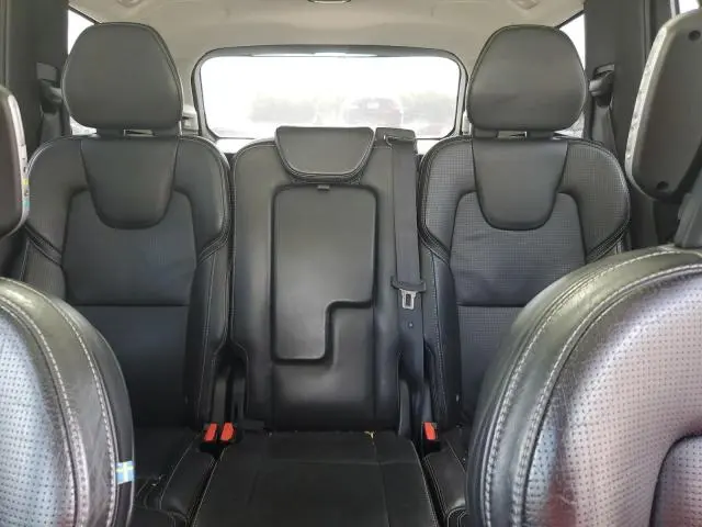 2018 VOLVO XC90 T6  