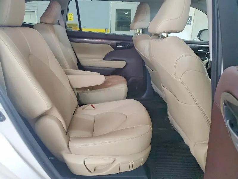 2020 TOYOTA HIGHLANDER LIMITED  